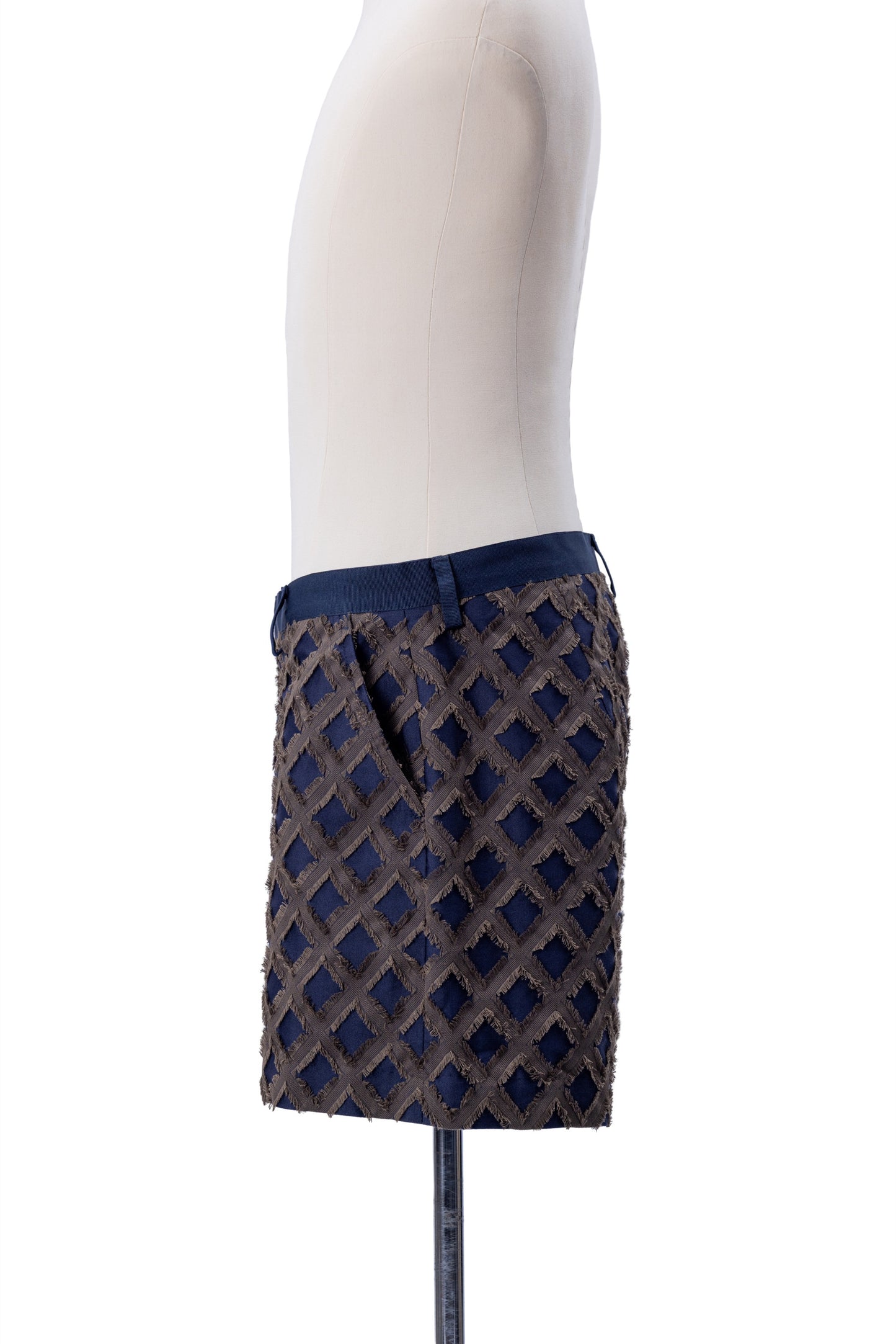 Diamond Lattice Fringe Jacquard Tailored Shorts - MH26AP04B