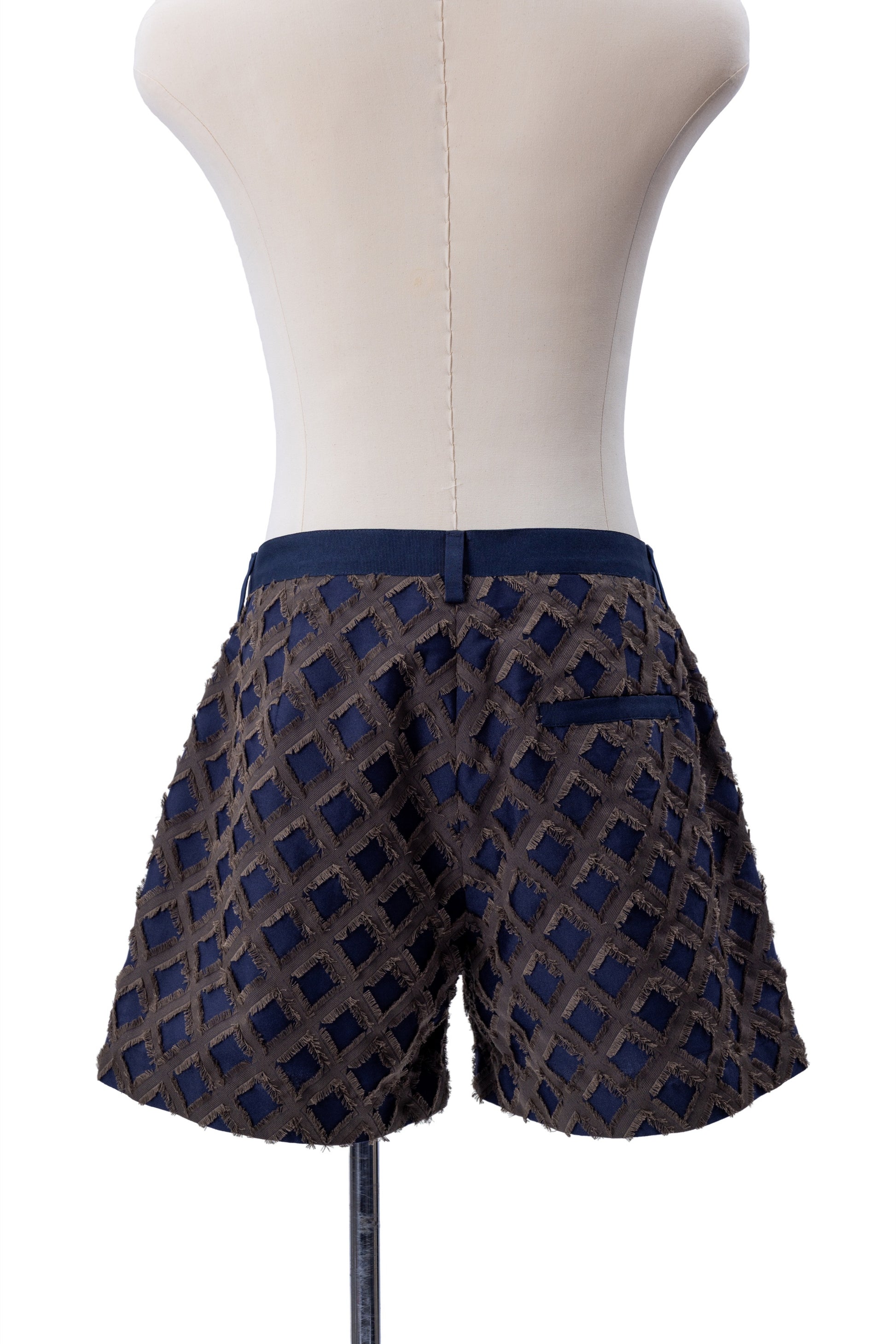 Diamond Lattice Fringe Jacquard Tailored Shorts - MH26AP04B